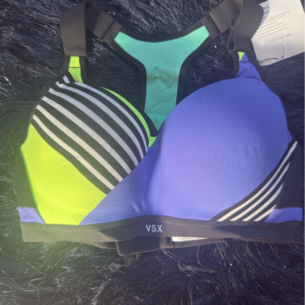 Victoria's Secret Incredible VSX Colorblock Sports Bra. 36C.